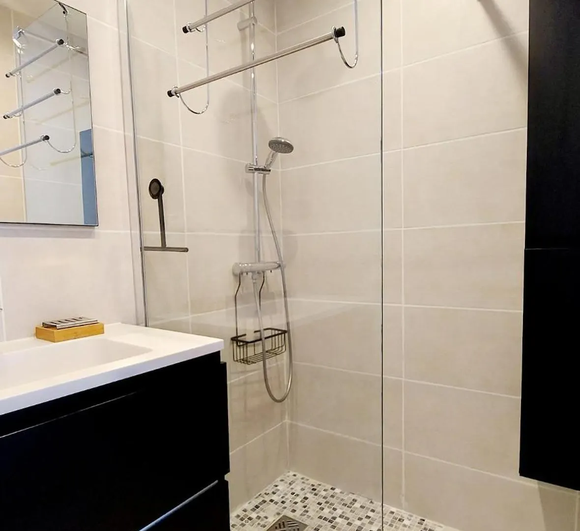 Homestay Chez Elle Apartment Oraison France